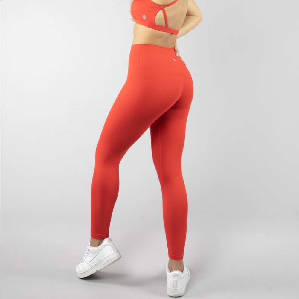 Buff Bunny Dreamy Leggings in Spicy